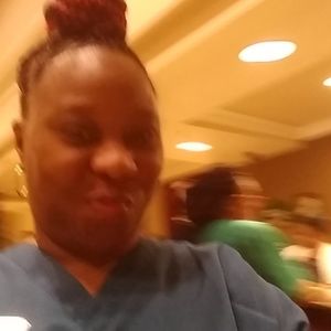 Meet your Posher, Renee